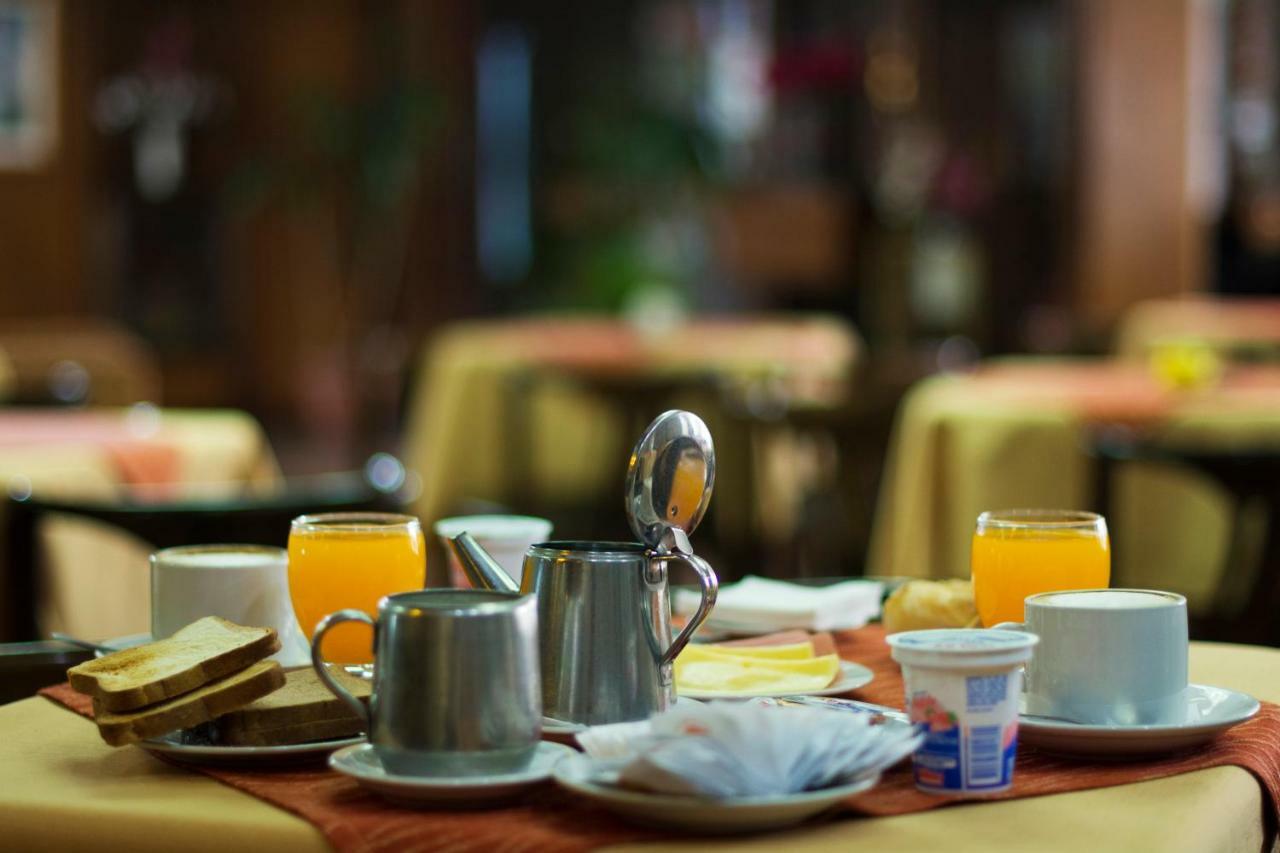 Hotel Del Jardin San Miguel de Tucumán Dış mekan fotoğraf